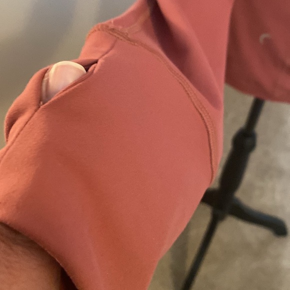 ZYIA 1/2 zip pullover with thumb holes and kangaroo pocket, EUC, deep rose, XL - Picture 5 of 6